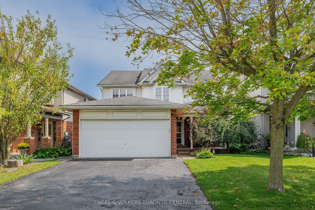 House in Cambridge, Ontario, Canada 2 - 18946913