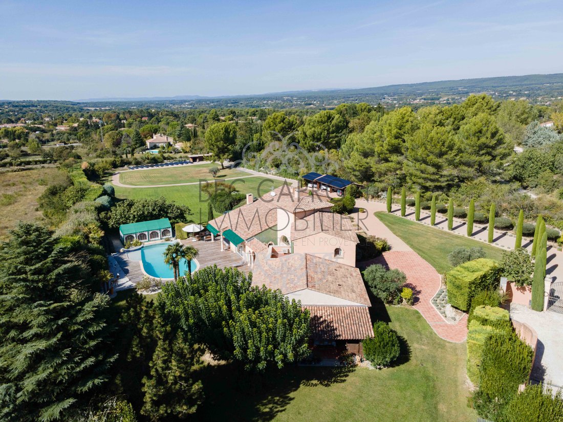 Villa à Mazarin-Opéra-Bellegarde-Mairie, Aix-en-Provence, France 3 - 15655615