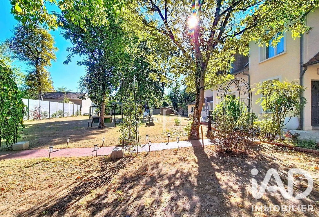 House in Beauchamp, Ile-de-France, France 5 - 18947934