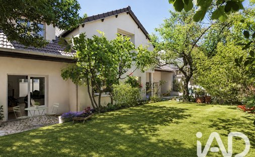 House in Centre-Jean Moulin, Bagnolet, France 1