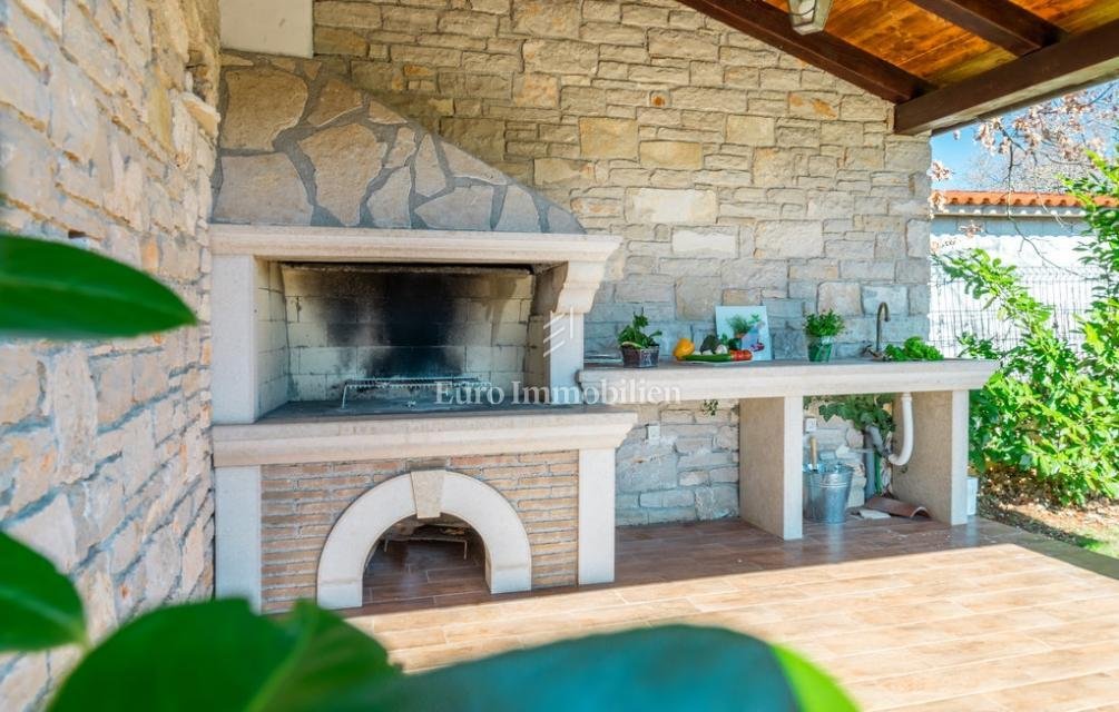 House in Sveti Lovrec Pazenaticki, Istria County, Croatia 3 - 18946722