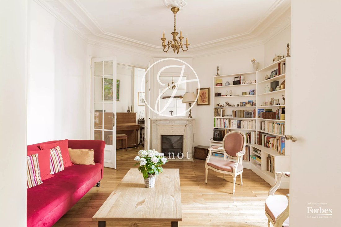 Apartment in Pereire-Malesherbes, Paris 17e Arrondissement, Paris 2 - 18946747