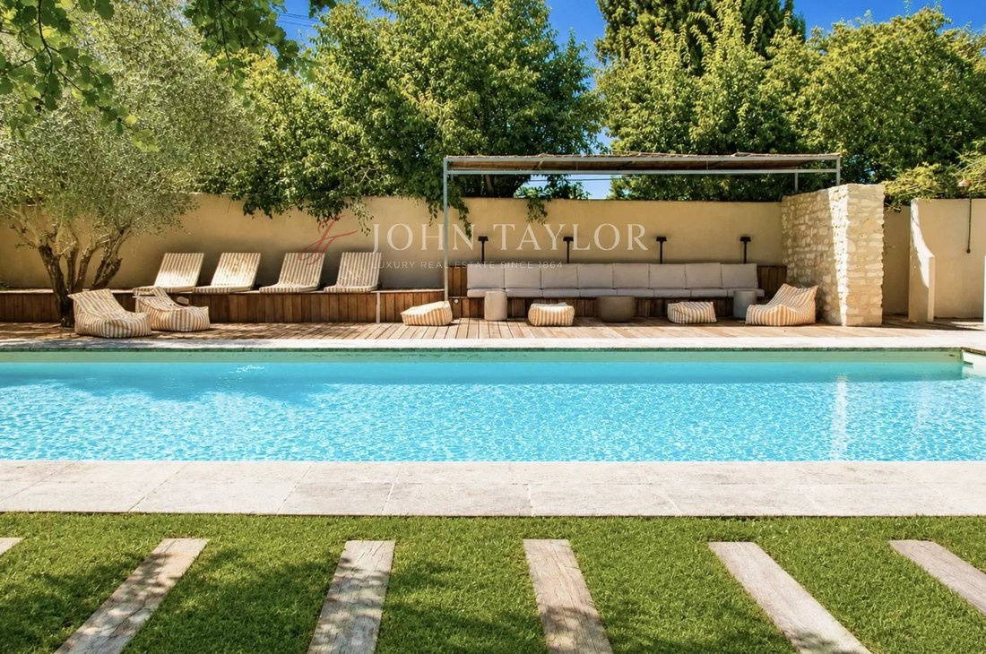 Country House in Eygalières, Provence-Alpes-Côte d'Azur, France 3 - 18946958