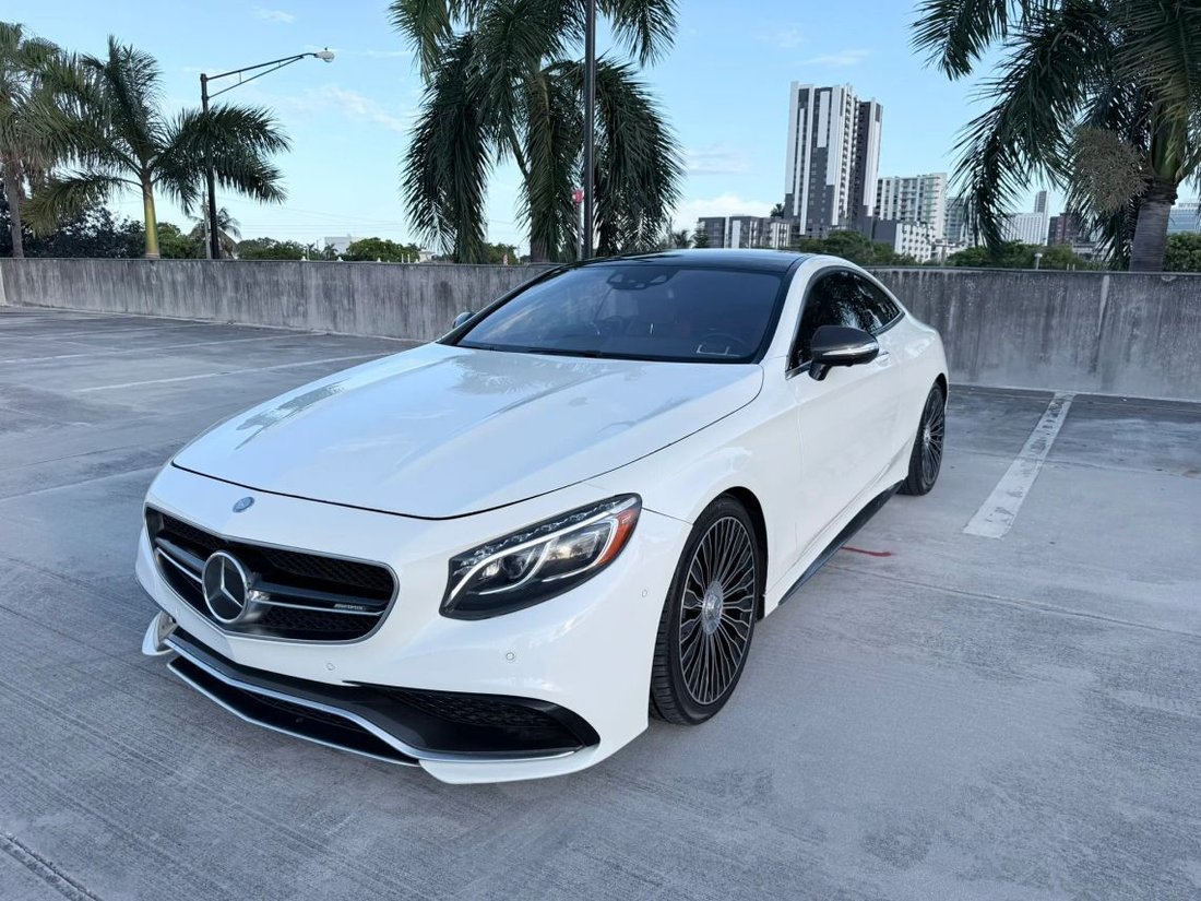Coupe in Fort Lauderdale, FL, United States 1 - 18500777