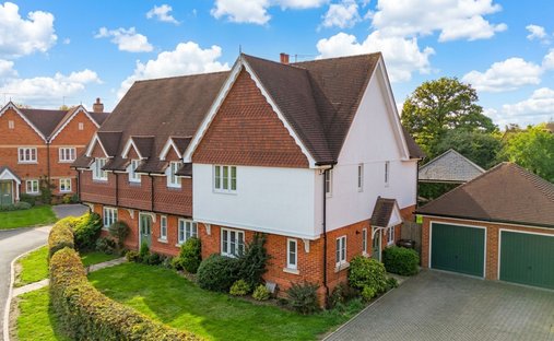 House in Wisborough Green, England 1