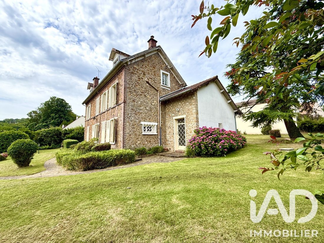 House in Vauhallan, Ile-de-France, France 3 - 18947833