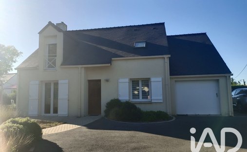 House in Agglomeration, Vigneux-de-Bretagne, France 1