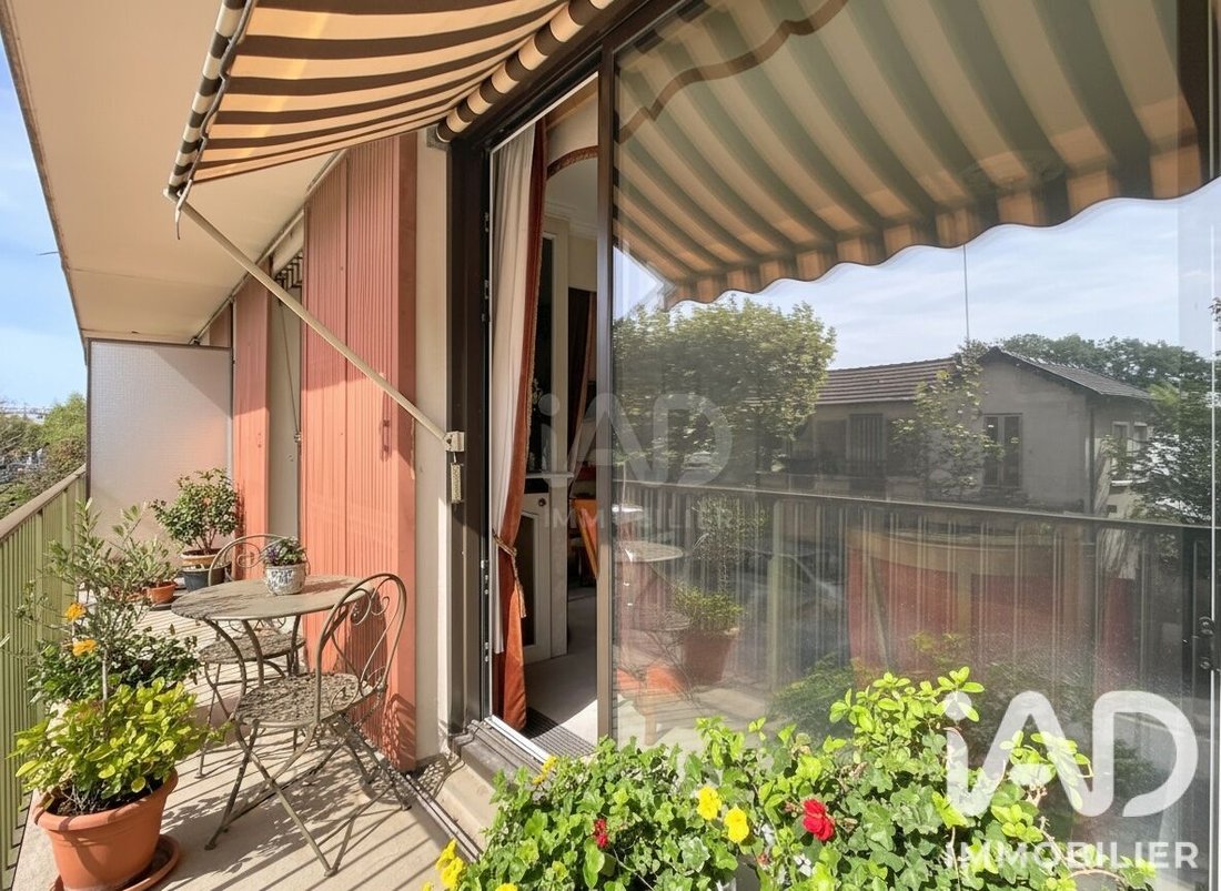 Apartment in La Varenne, Saint-Maur-des-Fossés, France 2 - 18947931