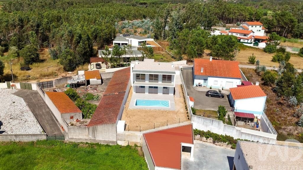 Townhouse in Sao Martinho do Porto, Leiria District, Portugal 2 - 18947556