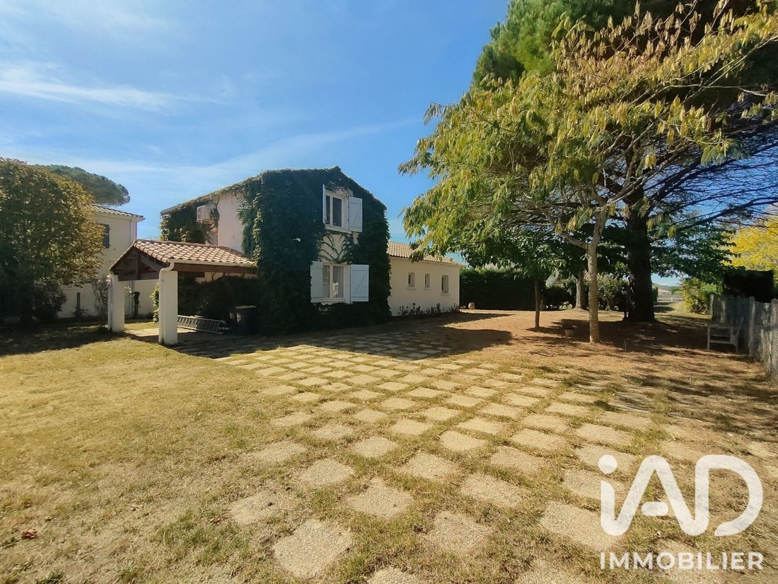 House in Saint-Palais-sur-Mer, Nouvelle-Aquitaine, France 3 - 18947939