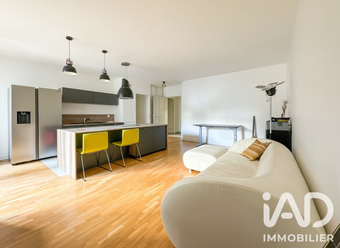 Apartment in Espaces Jeunes, Issy-les-Moulineaux, France 2 - 18947796