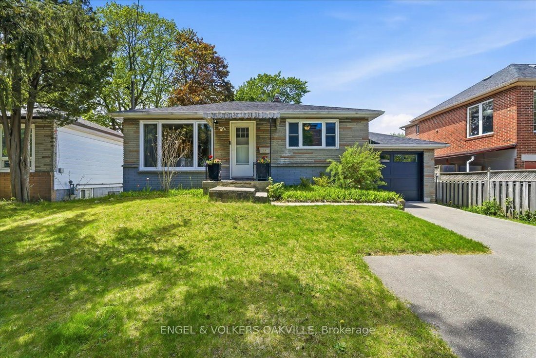 House in Toronto, Ontario, Canada 1 - 18946858