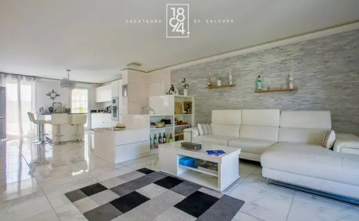 Apartment in Saint Mitre, 13e Arrondissement, Marseille 1