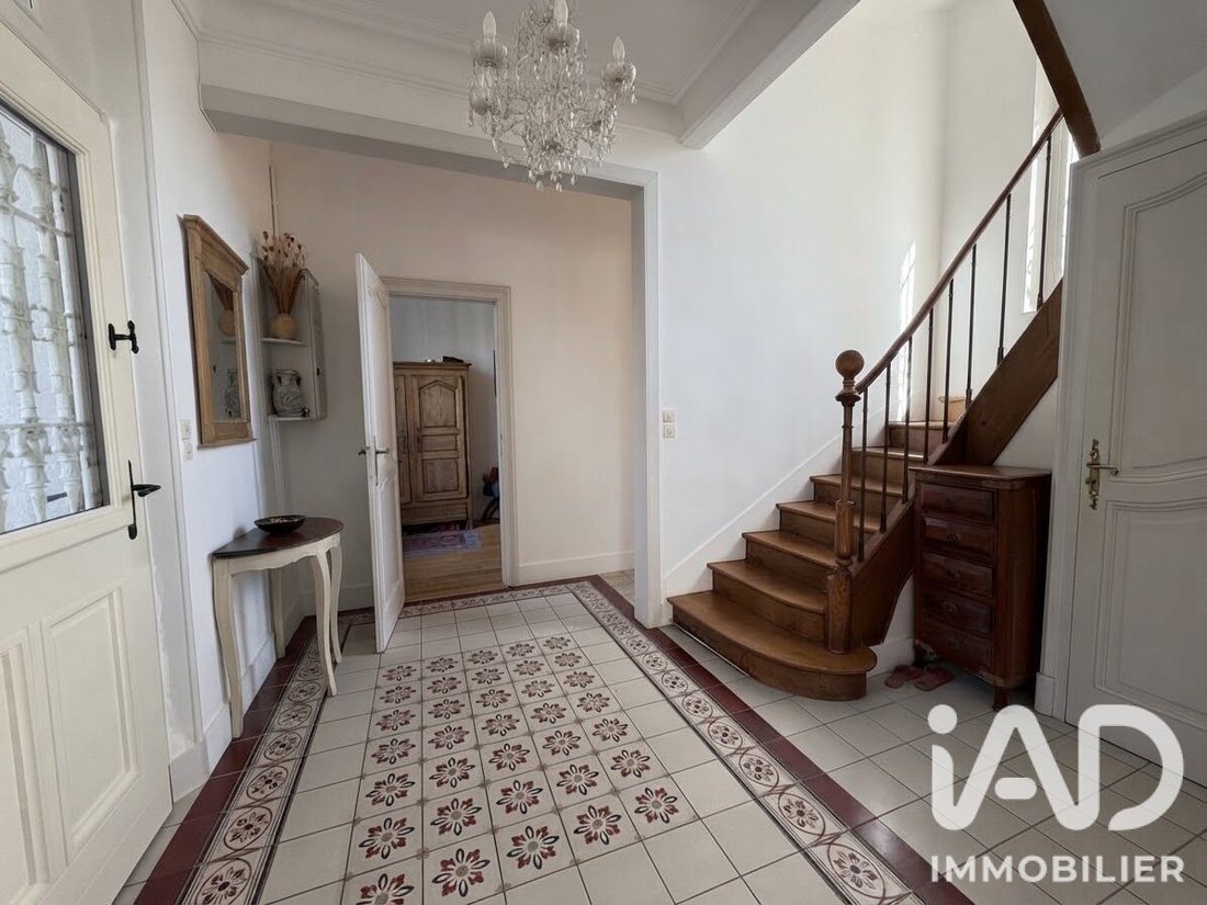 House in Les Hameaux de Paul Bert, Dreux, France 2 - 18947814