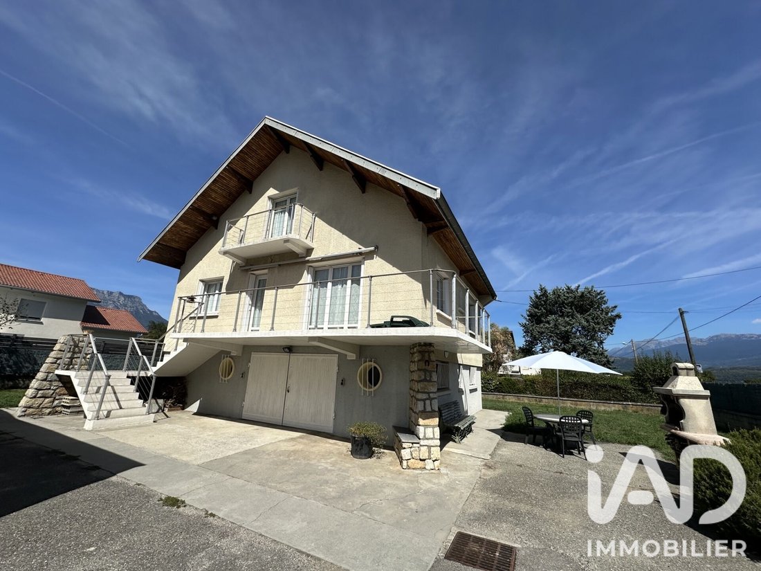 House in Peripherie, Vif, France 2 - 18947825