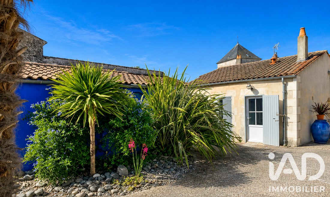 House in La Jarrie, Nouvelle-Aquitaine, France 3 - 18947949
