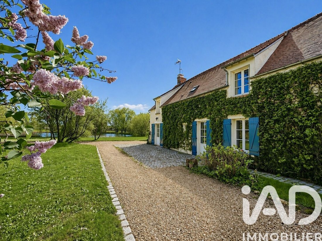 House in Rambouillet, Ile-de-France, France 2 - 17807973