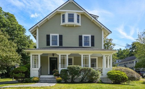 House in Needham, Massachusetts, United States 1