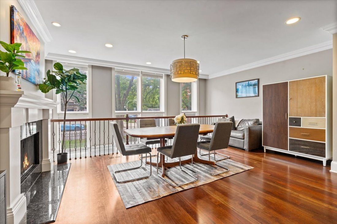 Condo in Chicago, Illinois, United States 4 - 18947132