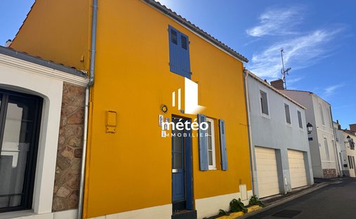 House in Olonne-sur-Mer, Les Sables-d'Olonne, France 1