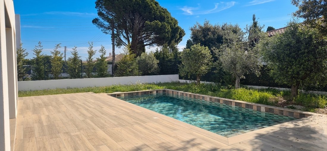 Villa in Exterieurs, Frejus, France 2 - 18946998