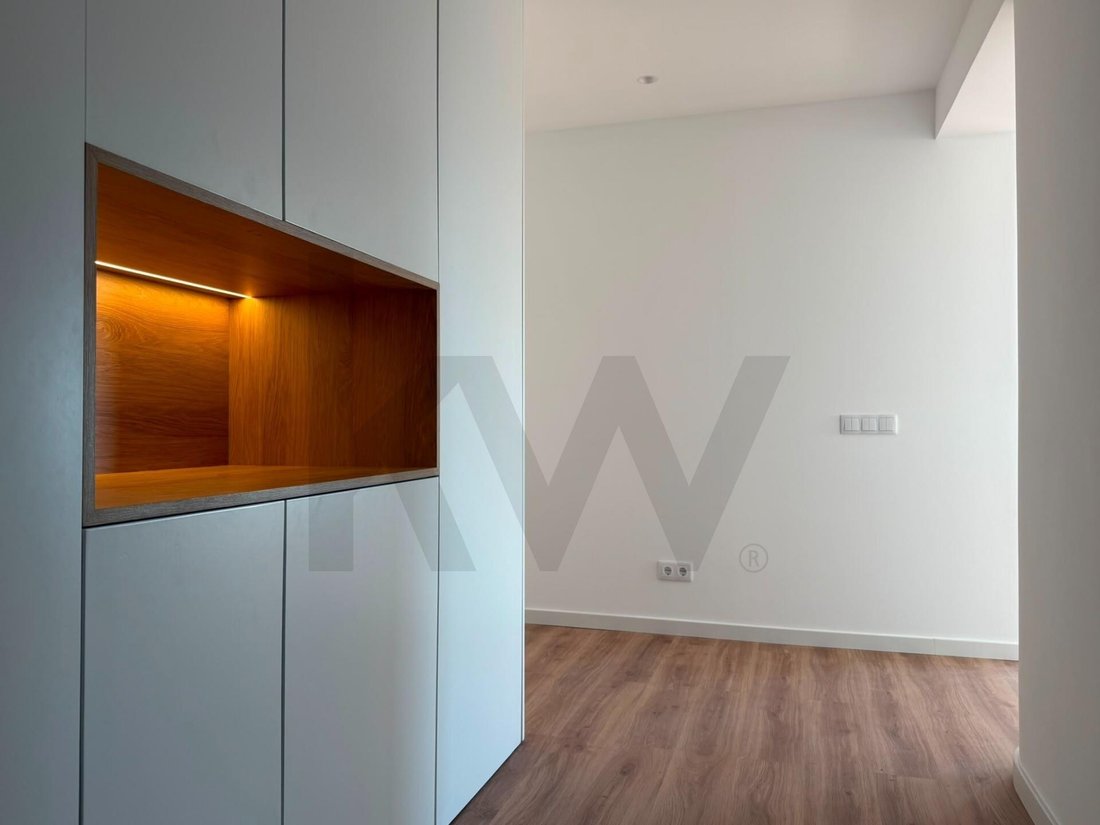 Apartment in Parede, Lisbon, Portugal 2 - 18929167