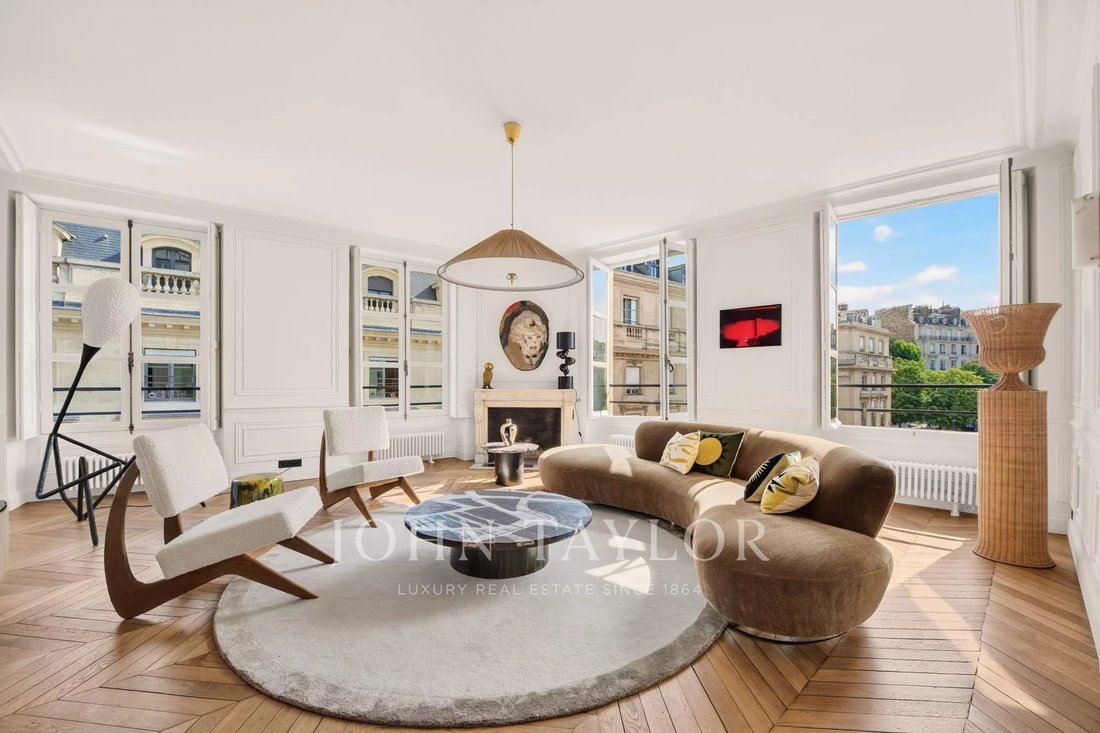 Apartment in Paris 7e Arrondissement, Paris, France 3 - 18947034