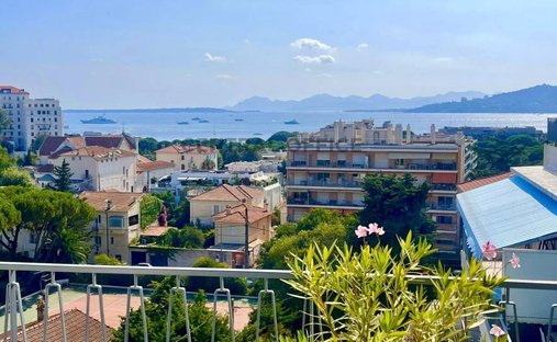 Apartment in Fontmerle, Antibes, France 1