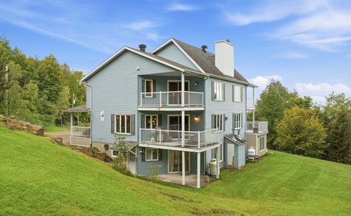 Condo in Sutton, Quebec, Canada 1