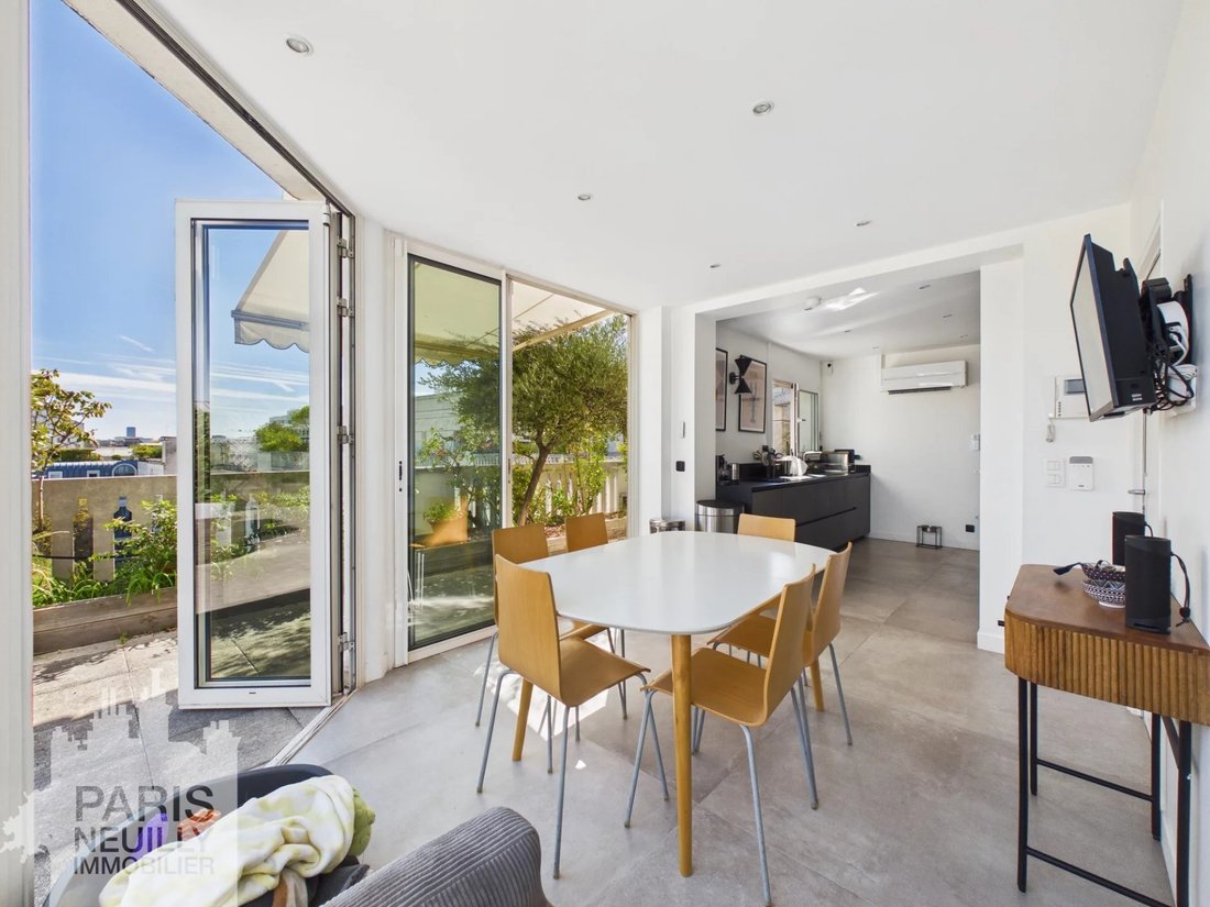Apartment in Square Girault, Levallois-Perret, France 4 - 18946955