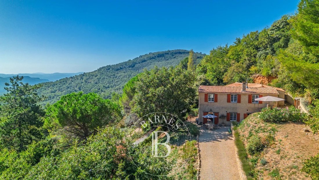 Seillans, Provence-Alpes-Côte d'Azur, France 3 - 18946968