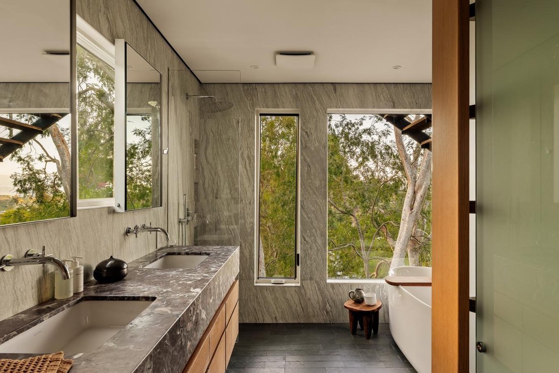 House in Los Angeles, California, United States 3 - 18946909