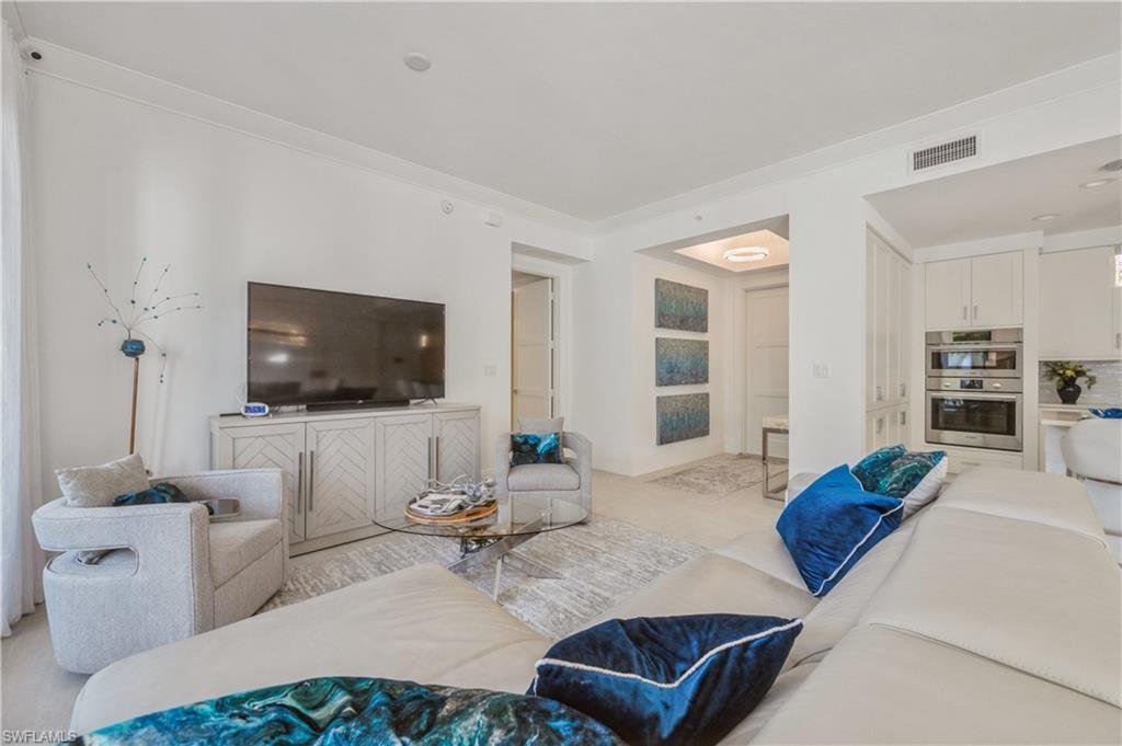 Condo in Naples, Florida, United States 5 - 18947585
