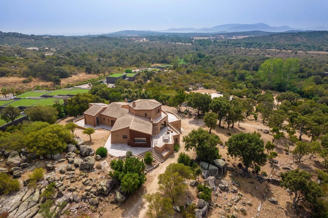House in Porto-Vecchio, Corsica, France 5 - 18947737