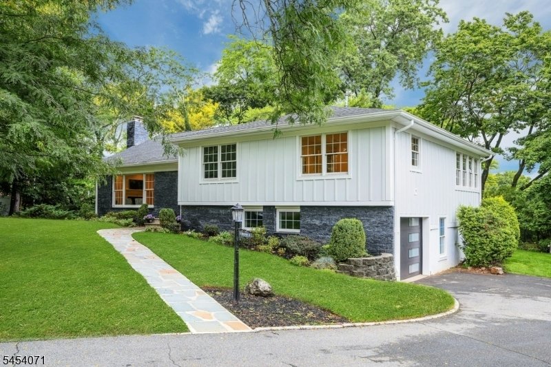 House in Montclair, New Jersey, United States 2 - 18947738