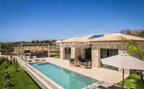 Villa in Argostoli, Peloponnese, Western Greece and the Ionian, Greece 1