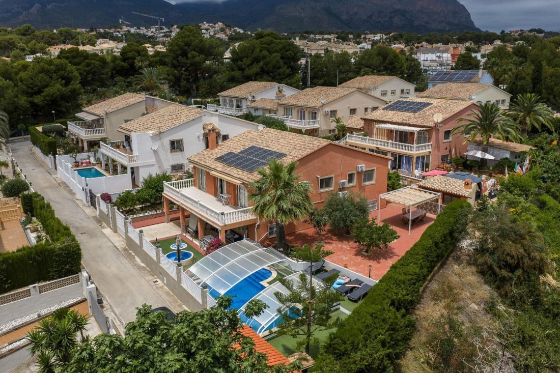 Chalet in la Nucia, Valencian Community, Spain 1 - 18947890