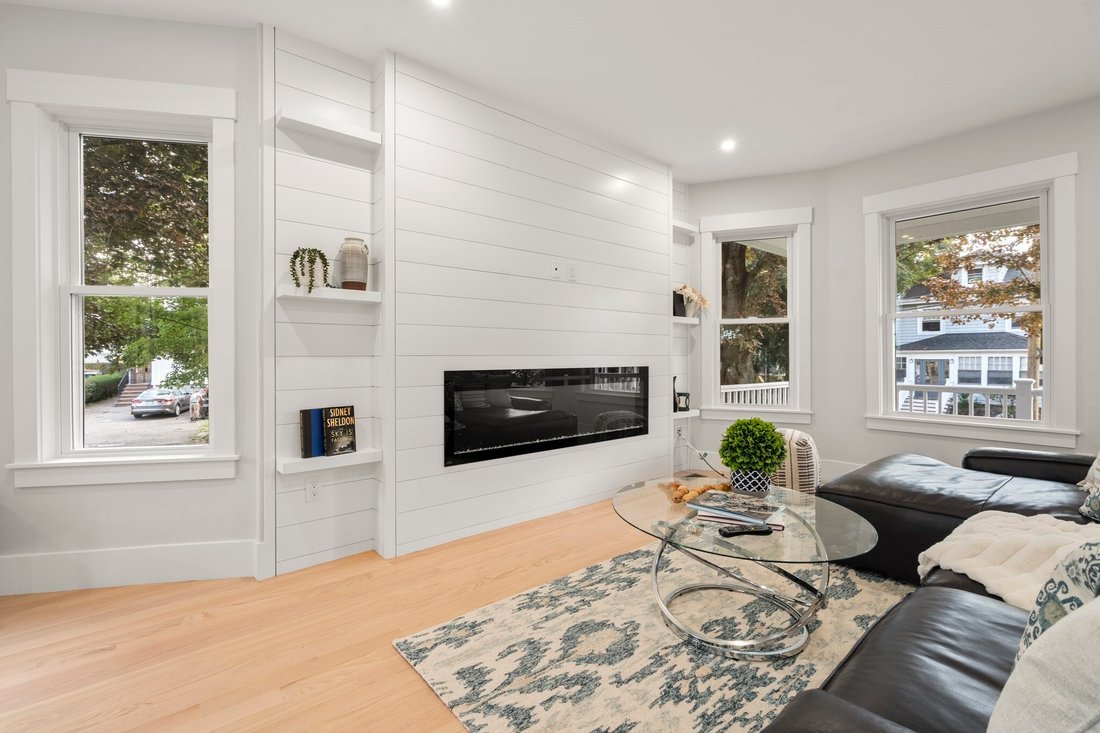 Condo in Watertown, Massachusetts, United States 4 - 18947577