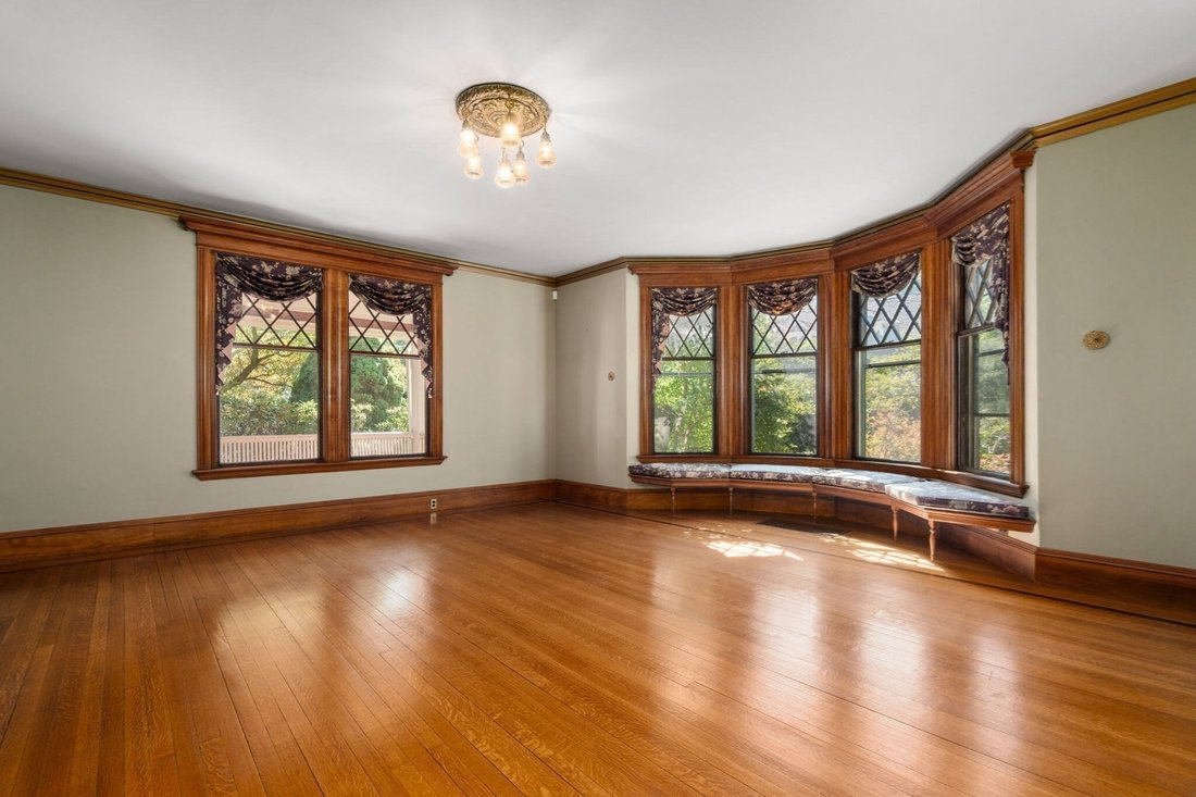 House in Newton, Massachusetts, United States 5 - 18948061
