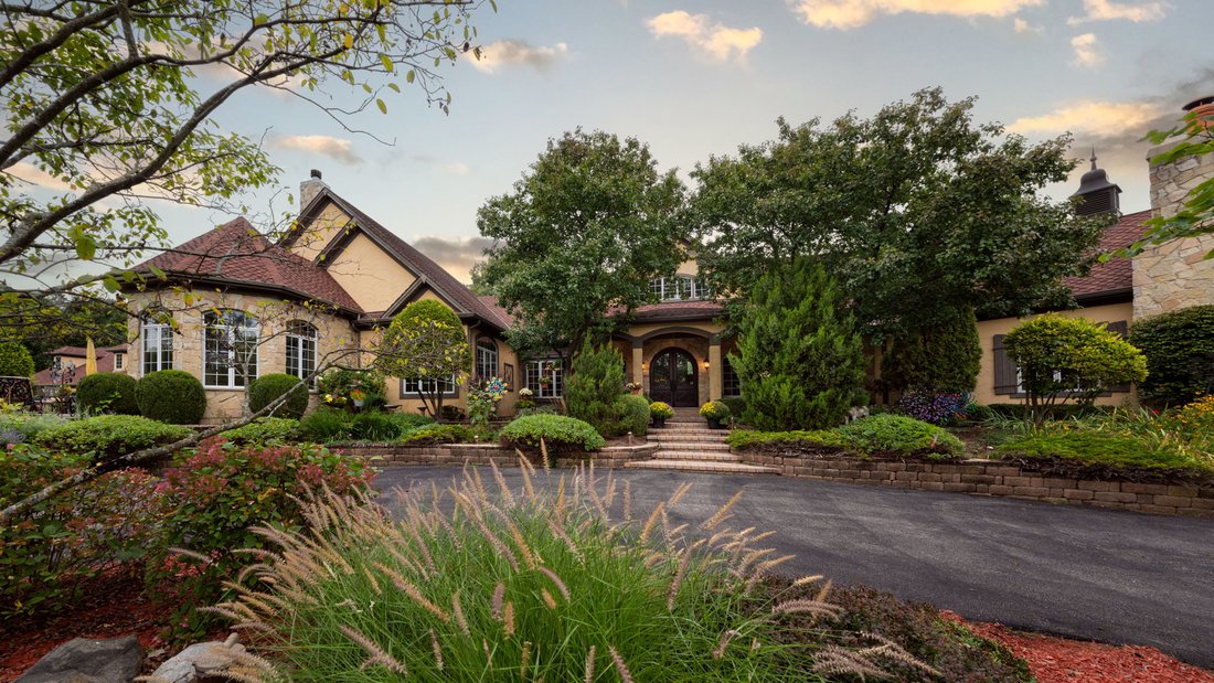 House in Barrington Hills, Illinois, United States 2 - 18948046