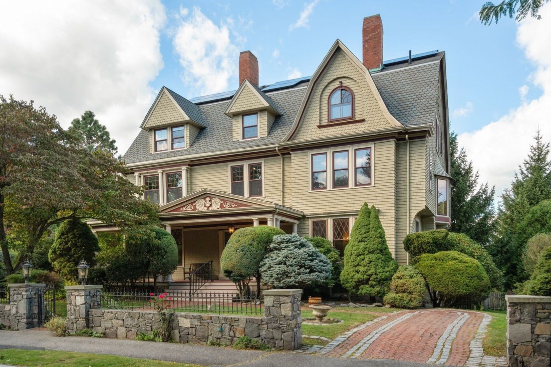 House in Newton, Massachusetts, United States 1 - 18948061