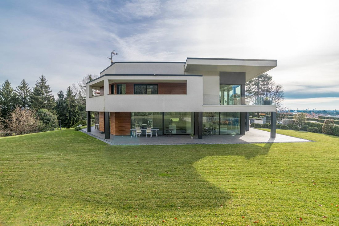 House in Mozzo, Lombardy, Italy 1 - 18947961