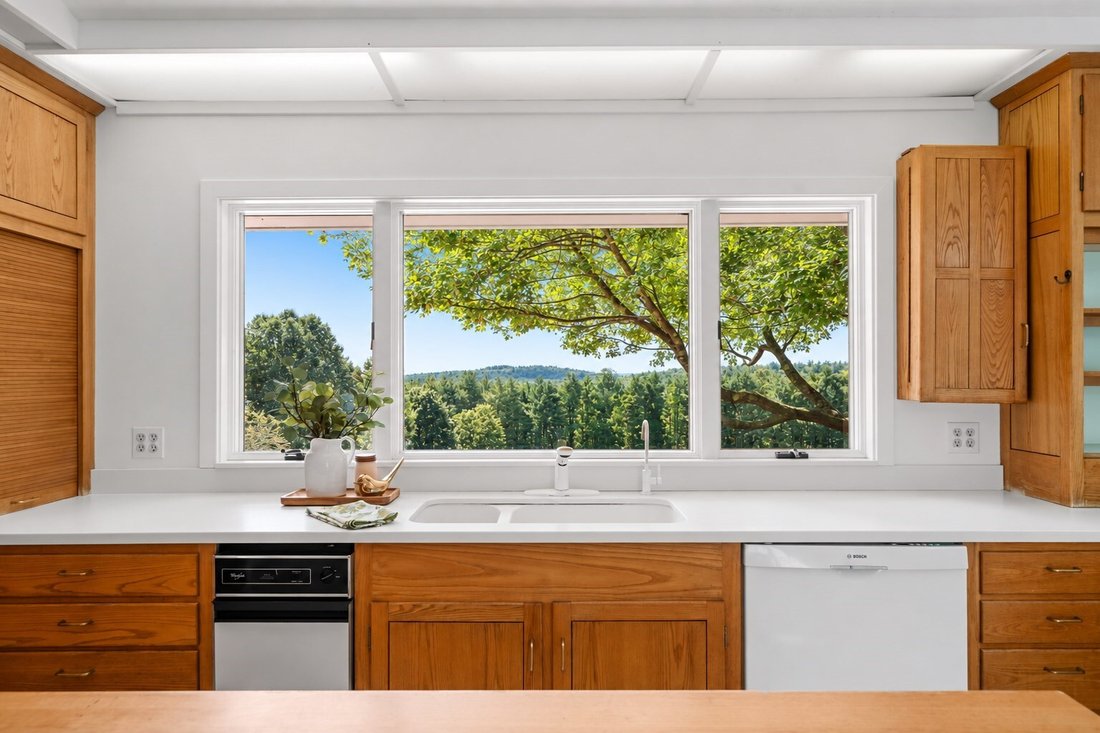 House in Groton, Massachusetts, United States 5 - 18948047