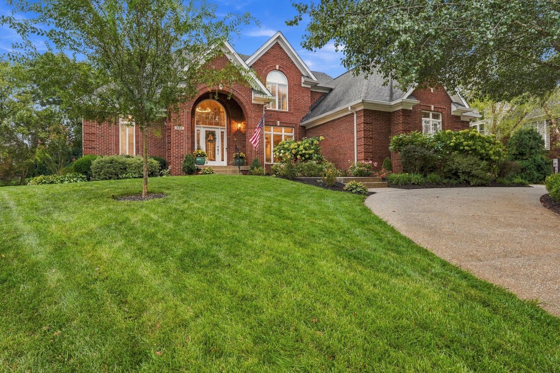 House in Watterson Park, Kentucky, United States 3 - 18948108
