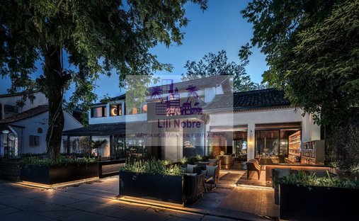 Villa in Moncloa-Aravaca, Madrid, Spain 1