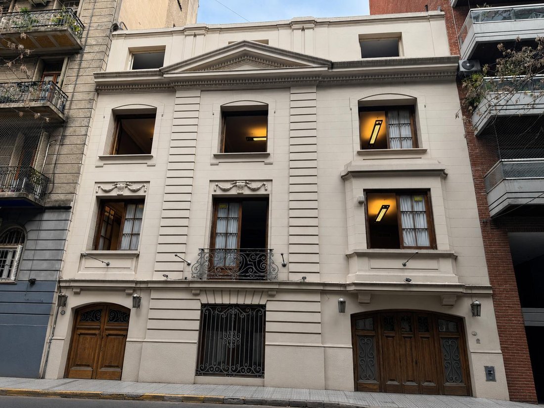 House in Buenos Aires, Buenos Aires, Argentina 1 - 18947999