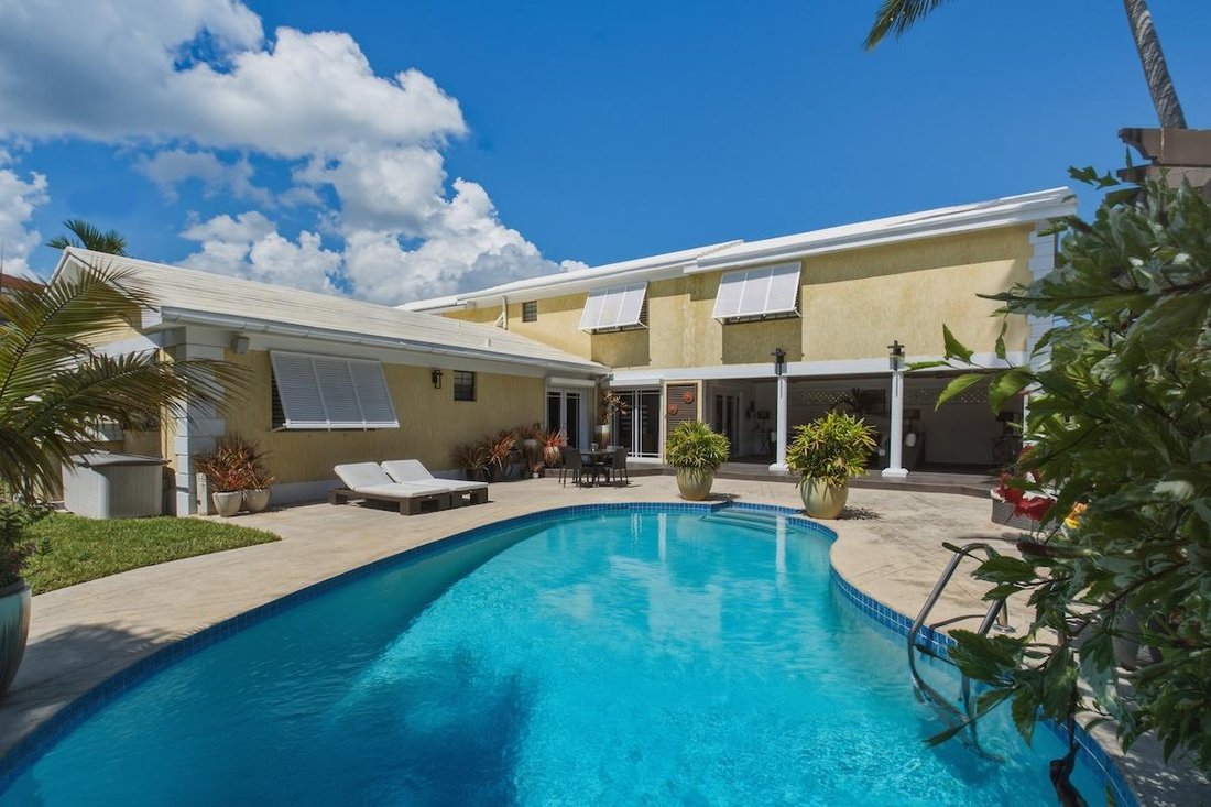 House in Nassau, New Providence, The Bahamas 1 - 18948130