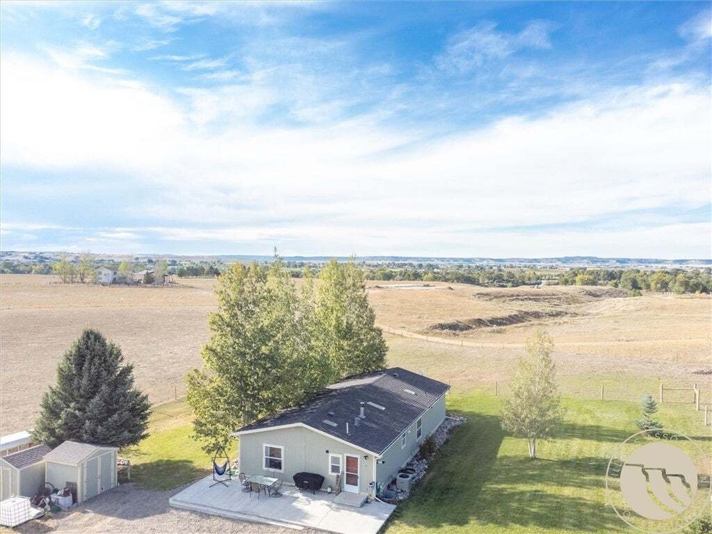 Joliet, Montana, United States 1 - 18954421