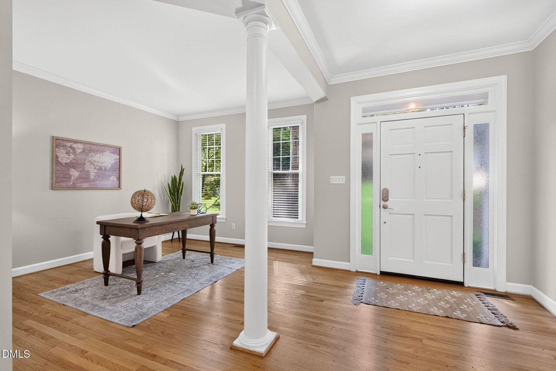 Casa a Cary, Carolina del Nord, Stati Uniti 4 - 18948942