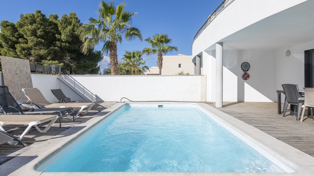 Villa in Playa de Palma, Palma, Balearic Islands 2 - 18950240